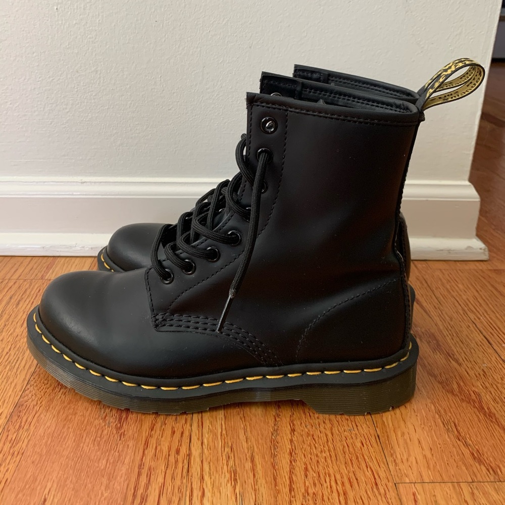 Doc Martens 1460 Smooth Leather Lace Up Boots